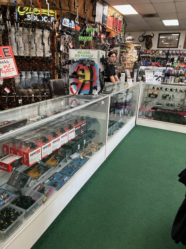 Pro-Shop / Range – Hi-Tech Archery